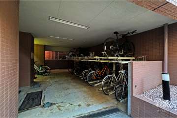 駐輪場