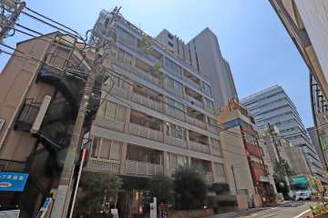 ミュゼ表参道の外観（北西側から）