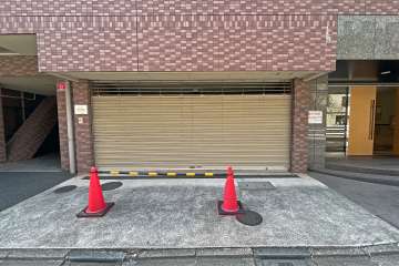 駐車場入り口