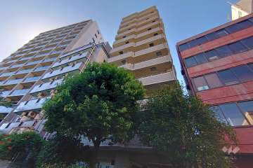 アイディーコート新宿西ディアナの外観（南東側から）