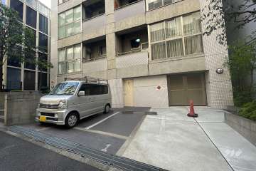 敷地内駐車場（屋外平面式）