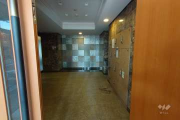 エントランスホール