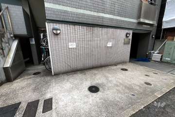 敷地内駐車場（屋外平面式）