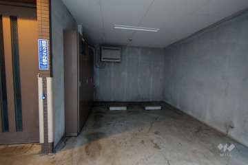 敷地内駐車場（屋内平面式）