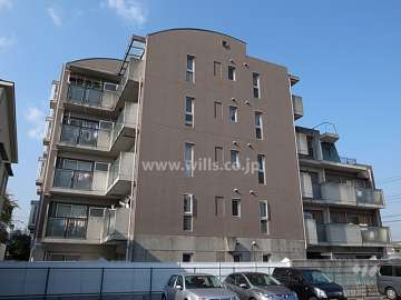 パレ武庫之荘西の外観（東側から）