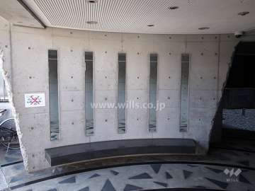 エントランスホール