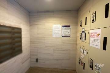 共用ポストと宅配ボックス