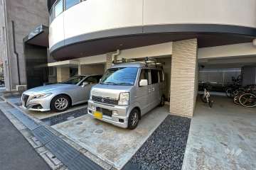 敷地内駐車場（屋外平面式）