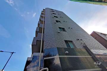 パークウェル初台の外観（北東側から）