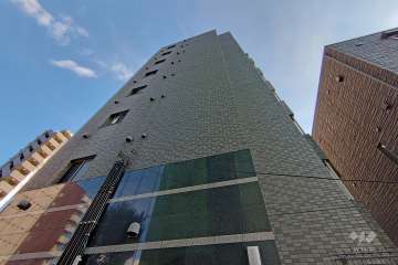 パークウェル初台の外観（北側から）