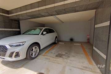 敷地内駐車場（屋内平面式）