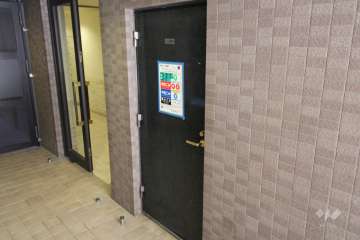 ゴミ置き場入り口