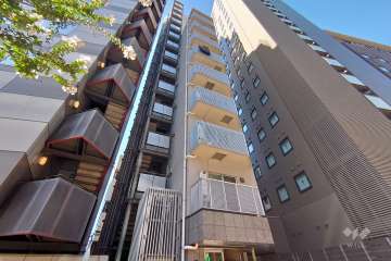 ステージファースト西新宿２の外観（南西側から）