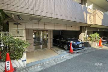 敷地内駐車場（屋内平面式）