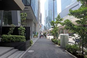 敷地北側の前面道路