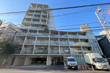 セルフィスタ渋谷の外観（南側から）