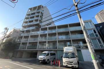 セルフィスタ渋谷の外観（南東側から）