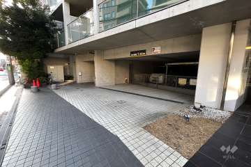 敷地内駐車場（屋内機械式）