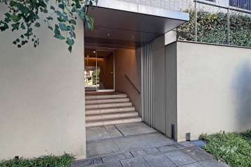 敷地北東側のエントランス