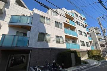 マンションの外観（南西側から）