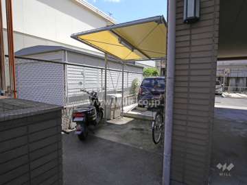 バイク置き場