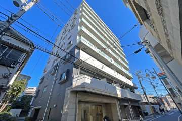 ノーブル代々木上原の外観(南西側から)