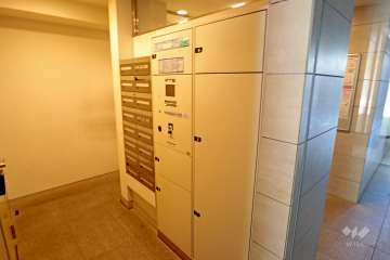 宅配ボックスと共用ポスト