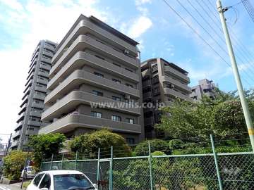 リブコート武庫川の外観（南東側から）