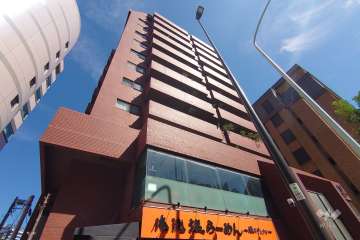 ヴァンヴェール南平台の外観（南西側から）