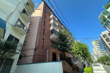 カルム恵比寿の外観（南東側から）