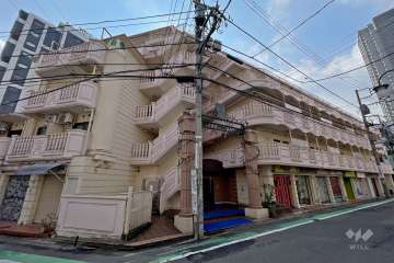 キャッスルマンション代官山の外観（北西側から）
