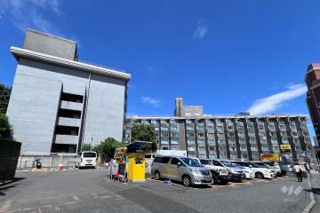 コープオリンピアの外観（南西側から）