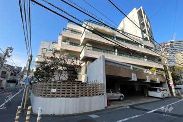 さくらマンションの外観（南東側から）