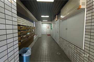 エントランスホール