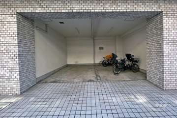 敷地内駐車場（屋内平面式）