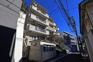 パシフィックパレス新代々木の外観（南西側から）