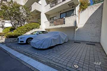 敷地内駐車場（屋外平面式）