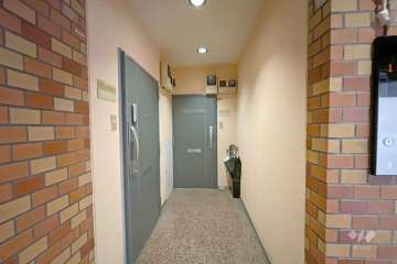 マンション内の通路