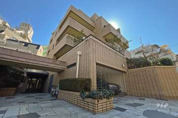 ベルテ参宮橋2の外観（北側から）
