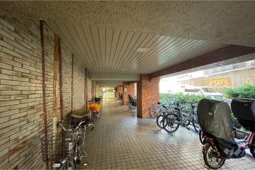 エントランスアプローチ