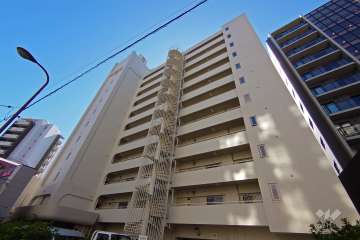 伊達坂ハイツの外観（北西側から）