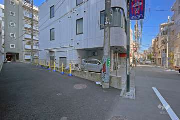 敷地南側前面道路