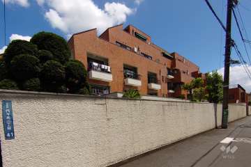 代々木ニューハイツの外観（北西側から）