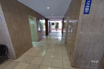 エントランスホール