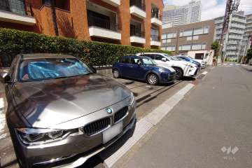 敷地内駐車場（屋外平面式）