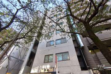 日興パレス広尾プラザの外観（北西側から）