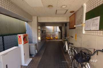 エントランスホール