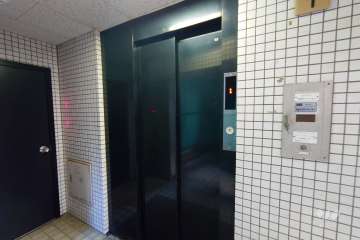 エレベーターホール