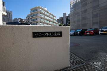 駐車場の出入口