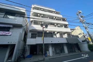 スカイコート渋谷の外観（南東側から）